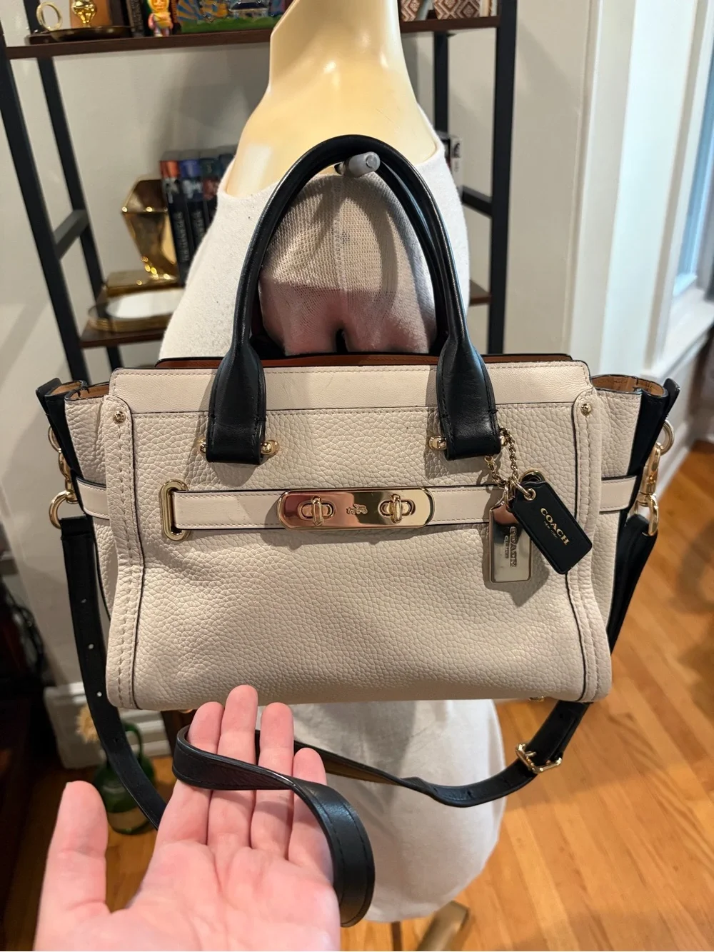 White and black Coach Swagger - 34417